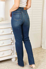 Load image into Gallery viewer, Judy Blue Elastic Waist Slim Bootcut Jeans
